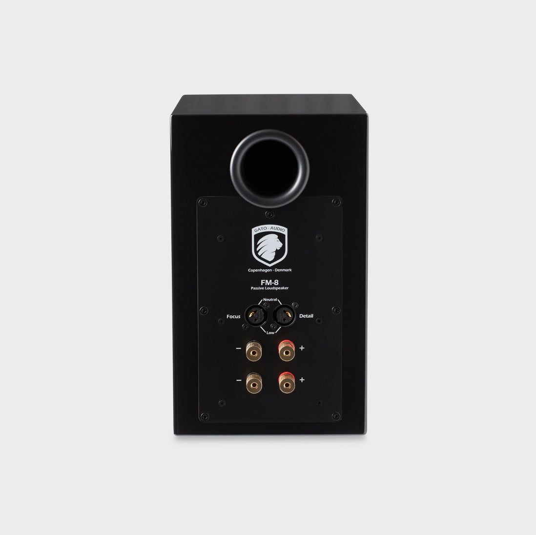 Gato FM8 Bookshelf Speakers