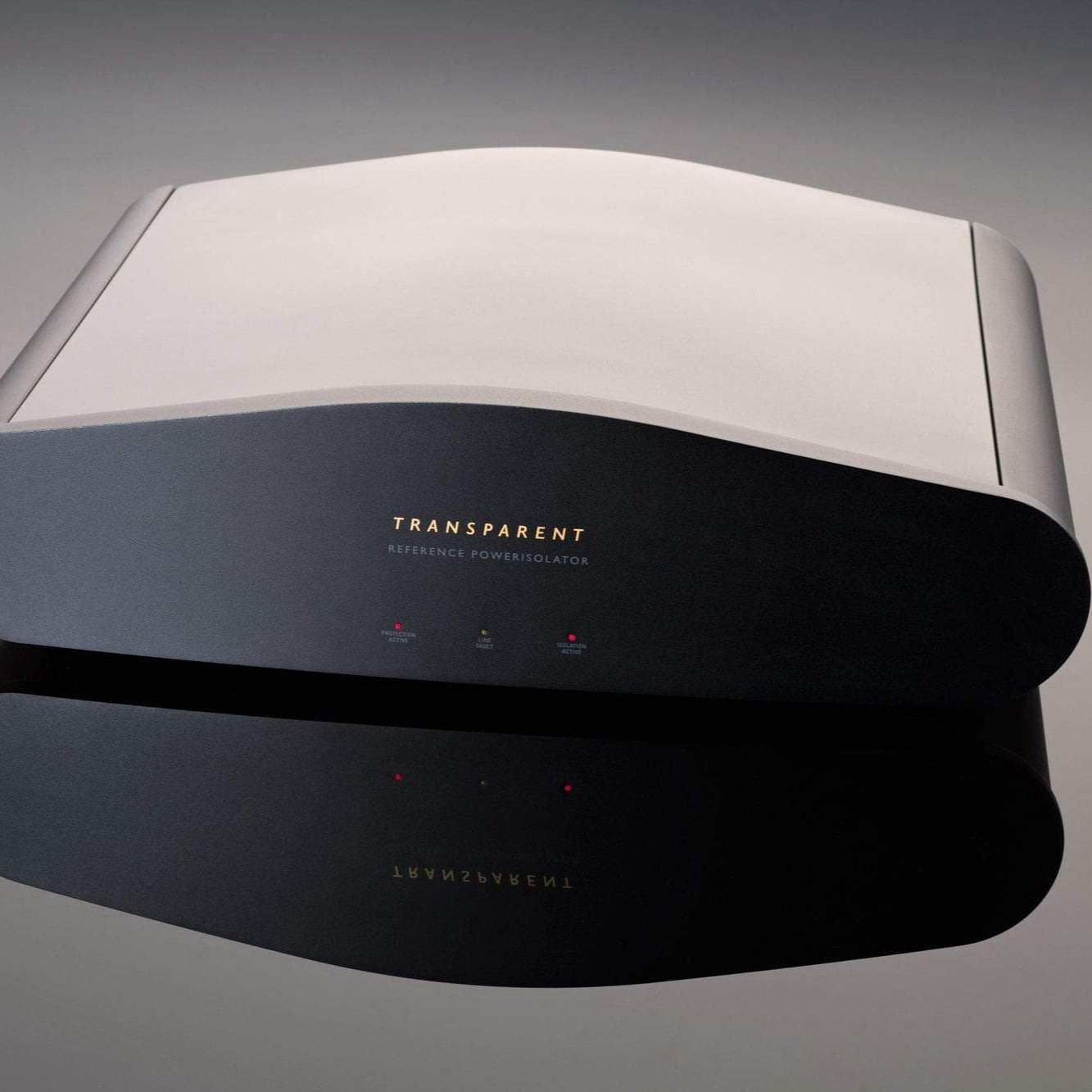 Transparent Reference Power Isolator