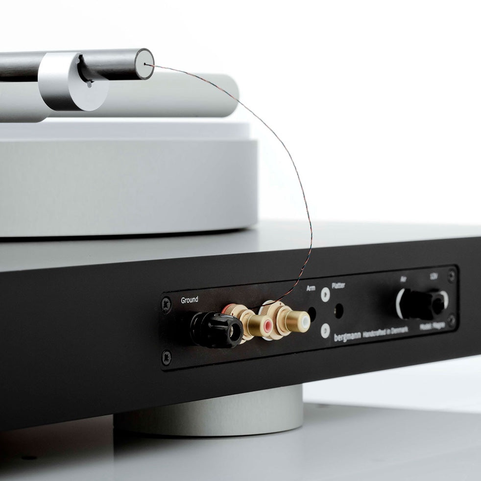 Bergmann Audio Magne Turntable