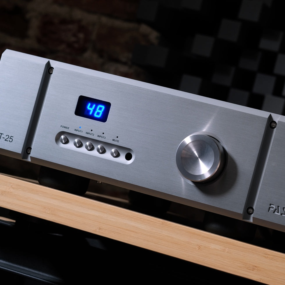 Pass Labs INT-25 Integrated Amplifier