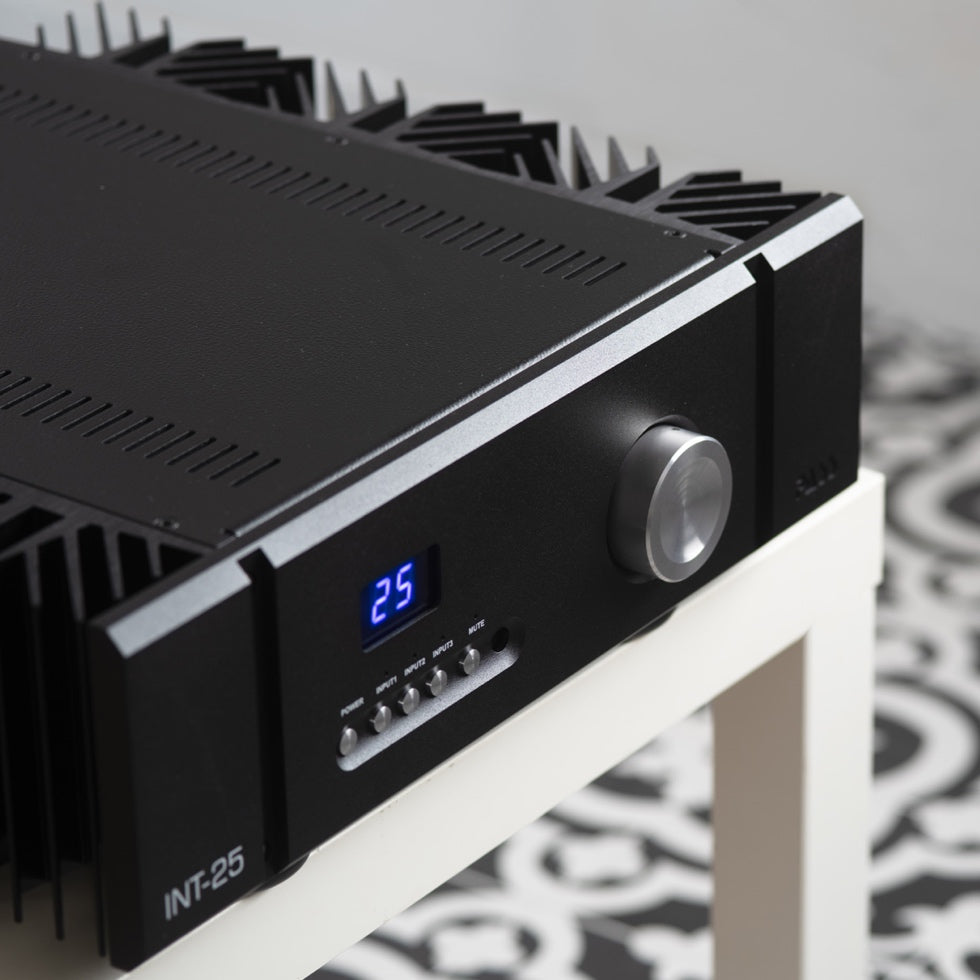 Pass Labs INT-25 Integrated Amplifier