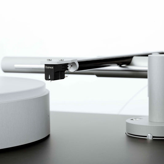 Bergmann Audio Magne Turntable