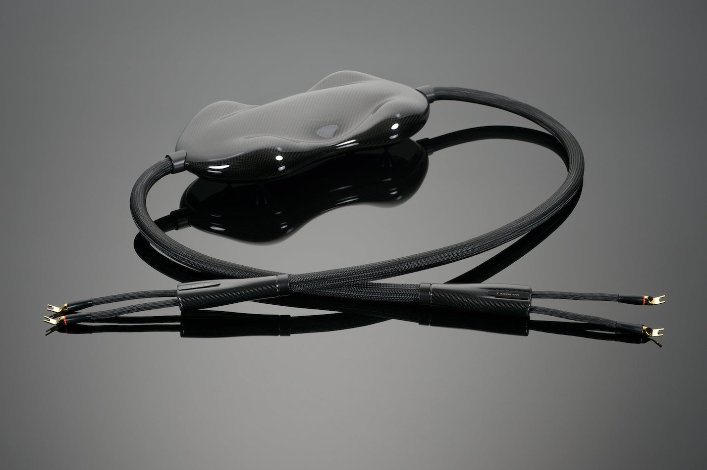 Transparent Magnum Opus Speaker Cables