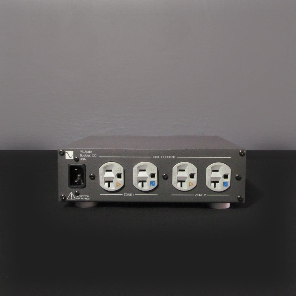 PS Audio UPC-200 Power Center