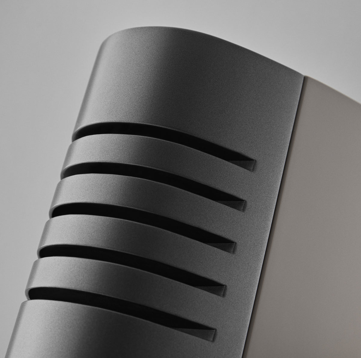 Audiovector R6 Arreté Floorstanding Speakers