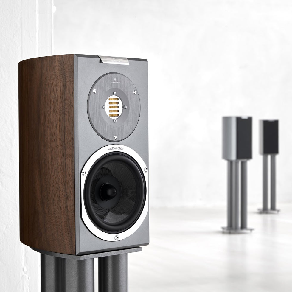 Audiovector R1 Bookshelf / Stand-mount Speakers