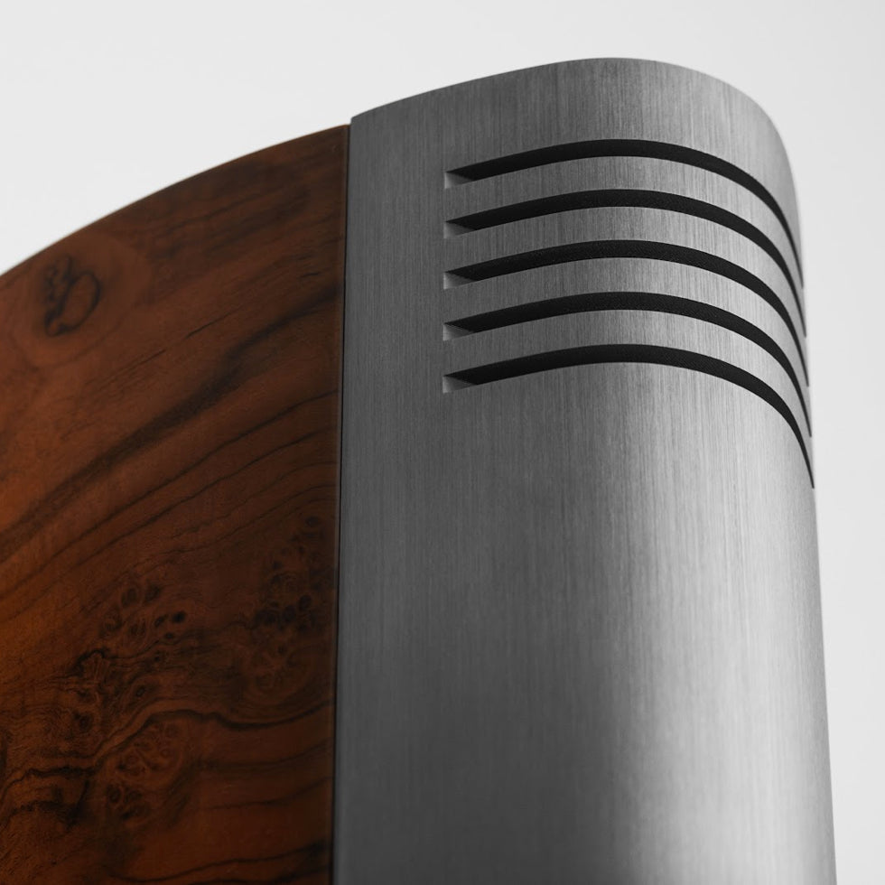 Audiovector R8 Arreté